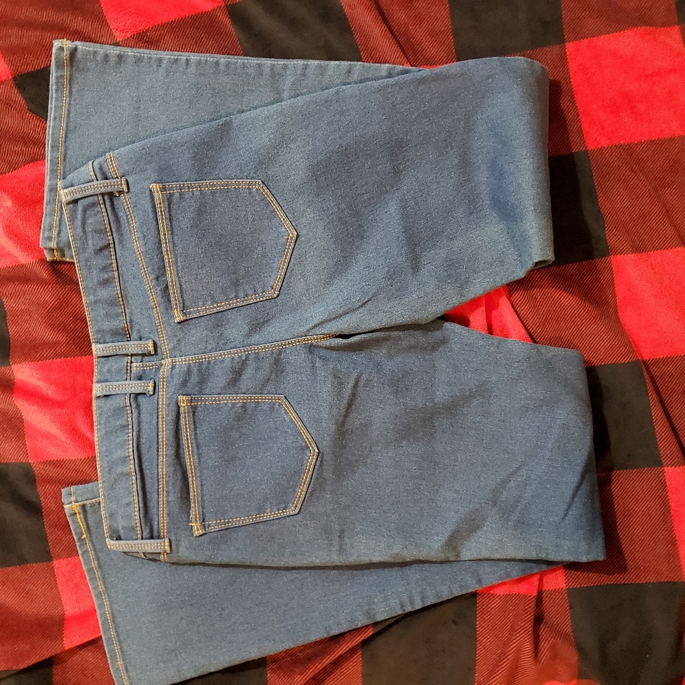 Pair of No Boundaries Size 9 jeans
